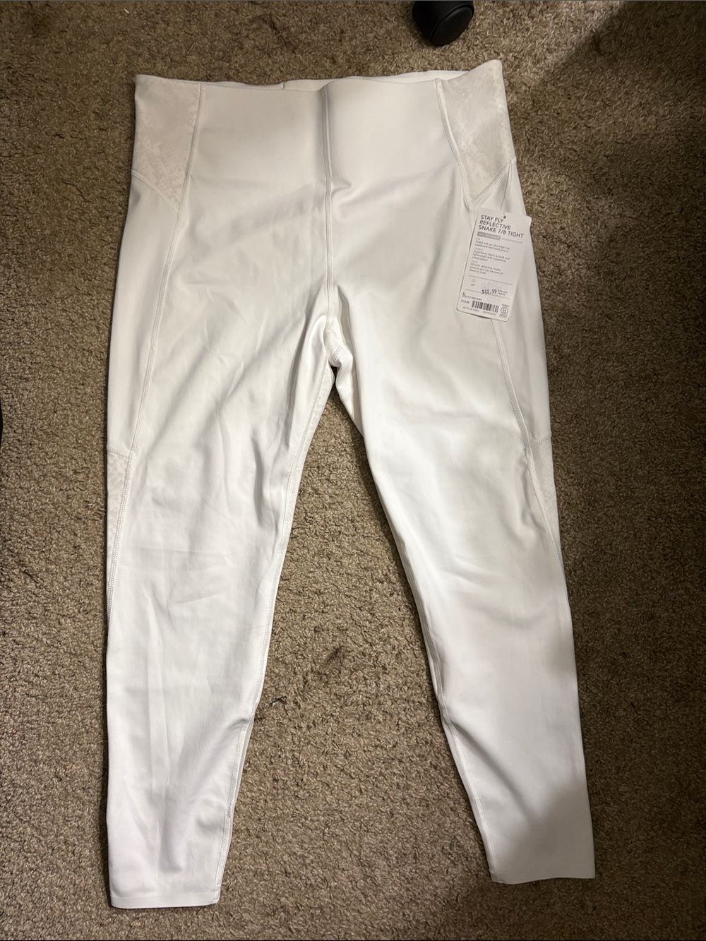 NWT Athleta Stay Fly Reflective 7/8 Tight in White Size Large